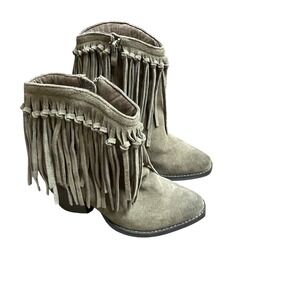 Very Volatile Women's Suede Fringe Ankle Boots Western Style Size 7